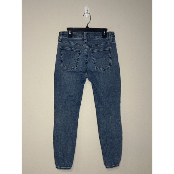 Pistola Medium Wash Skinny Jeans Size 27 EUC!!! - Picture 3 of 5